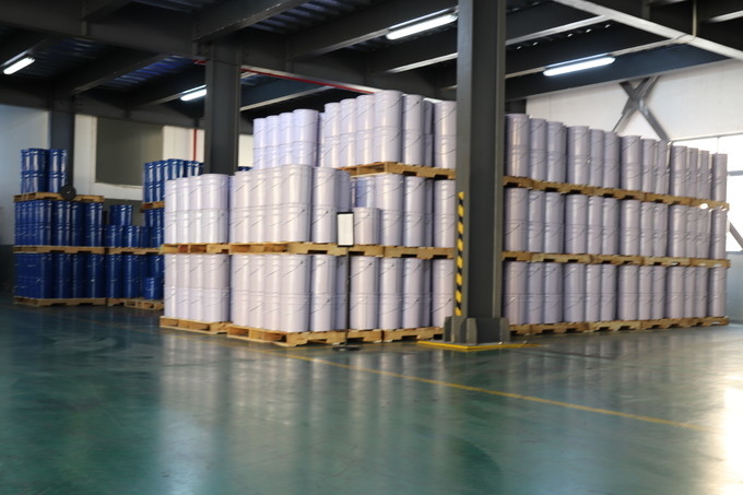 Cas No 68928 70 1 36KV乾式変圧器用硬化剤エポキシ樹脂