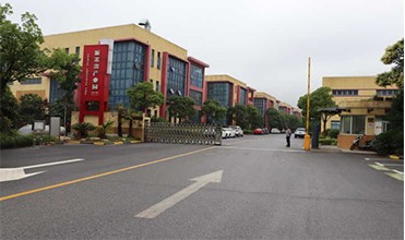 破裂抵抗 エポキシ樹脂 乾式トランスフォーマー用 透明液体硬化剤 4