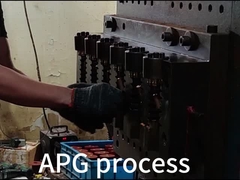 ISO178 電気用エポキシ樹脂0.6-0.8% 25°Cの密度 ISO1675 1.16-1.2